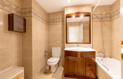 Reventa - Apartment - Middle Floor Apartment - Estepona - Estepona Centro