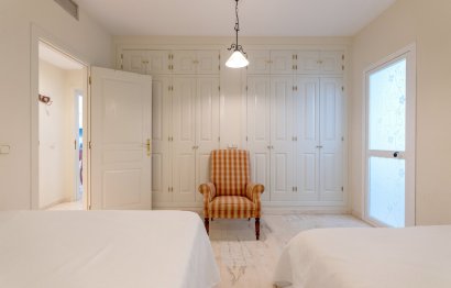 Reventa - Apartment - Middle Floor Apartment - Estepona - Estepona Centro