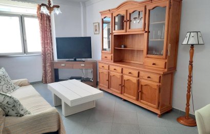 Resale - Apartment - Middle Floor Apartment - Estepona - Estepona Centro