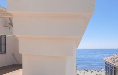 Resale - Apartment - Middle Floor Apartment - Estepona - Estepona Centro