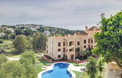 Resale - Apartment - Middle Floor Apartment - Estepona - Estepona Centro