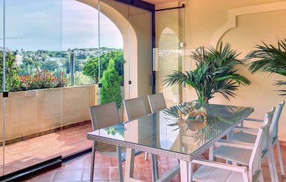 Resale - Apartment - Middle Floor Apartment - Estepona - Estepona Centro