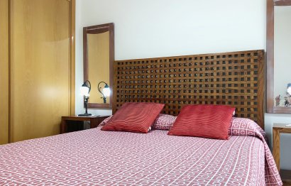 Resale - Apartment - Middle Floor Apartment - Estepona - Estepona Centro