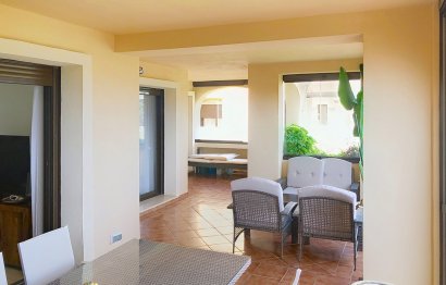 Resale - Apartment - Middle Floor Apartment - Estepona - Estepona Centro