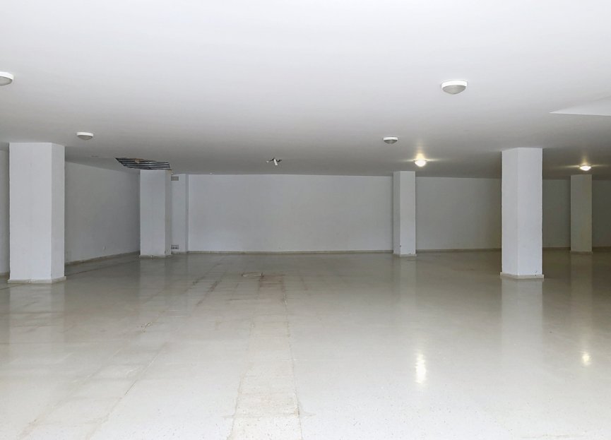 Resale - Apartment - Middle Floor Apartment - Estepona - Estepona Centro