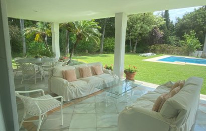 Resale - House - Detached Villa - Marbella - Guadalmina Baja