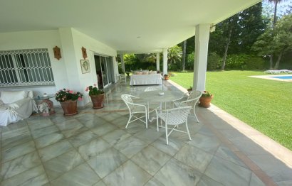 Resale - House - Detached Villa - Marbella - Guadalmina Baja