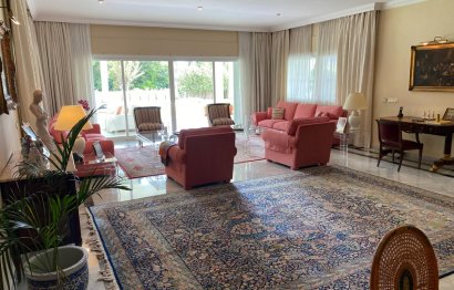 Resale - House - Detached Villa - Marbella - Guadalmina Baja