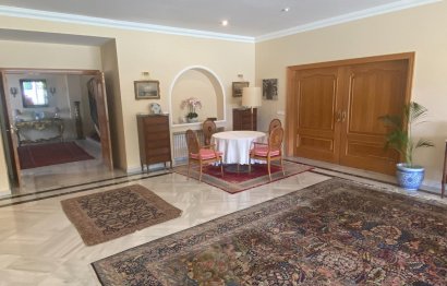 Resale - House - Detached Villa - Marbella - Guadalmina Baja