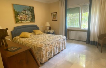 Resale - House - Detached Villa - Marbella - Guadalmina Baja