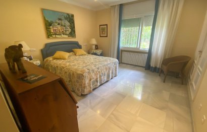 Resale - House - Detached Villa - Marbella - Guadalmina Baja