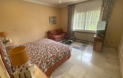 Resale - House - Detached Villa - Marbella - Guadalmina Baja