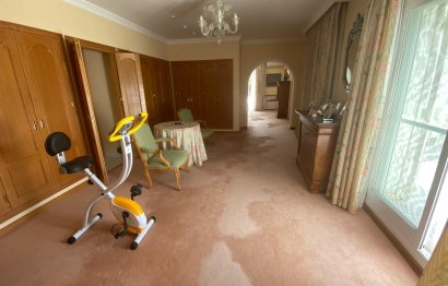 Resale - House - Detached Villa - Marbella - Guadalmina Baja