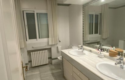 Resale - House - Detached Villa - Marbella - Guadalmina Baja