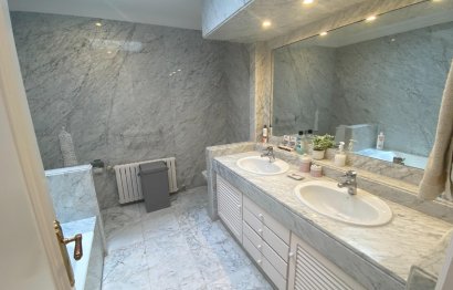 Resale - House - Detached Villa - Marbella - Guadalmina Baja