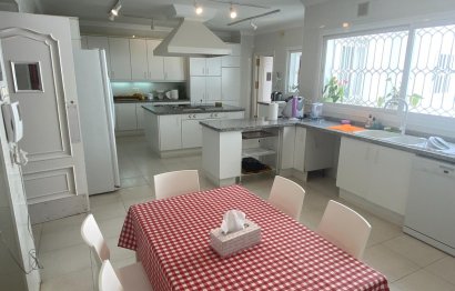 Resale - House - Detached Villa - Marbella - Guadalmina Baja