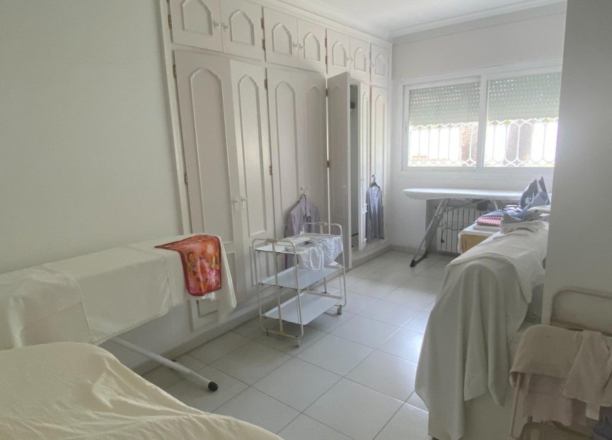 Resale - House - Detached Villa - Marbella - Guadalmina Baja