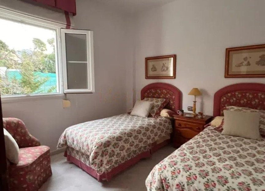 Resale - Apartment - Middle Floor Apartment - Marbella - Marbella Centro