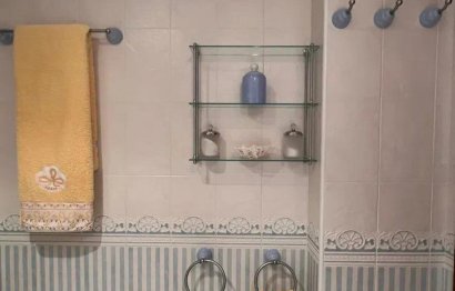 Resale - Apartment - Middle Floor Apartment - Marbella - Marbella Centro