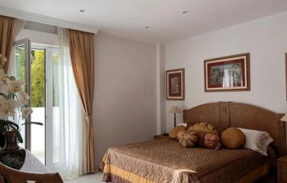Resale - Apartment - Middle Floor Apartment - Marbella - Marbella Centro
