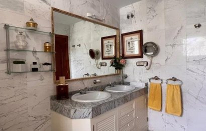 Resale - Apartment - Middle Floor Apartment - Marbella - Marbella Centro