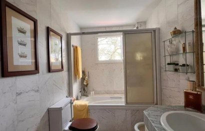 Resale - Apartment - Middle Floor Apartment - Marbella - Marbella Centro