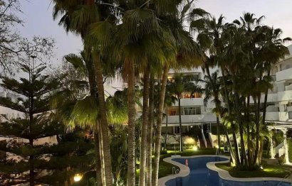 Resale - Apartment - Middle Floor Apartment - Marbella - Marbella Centro