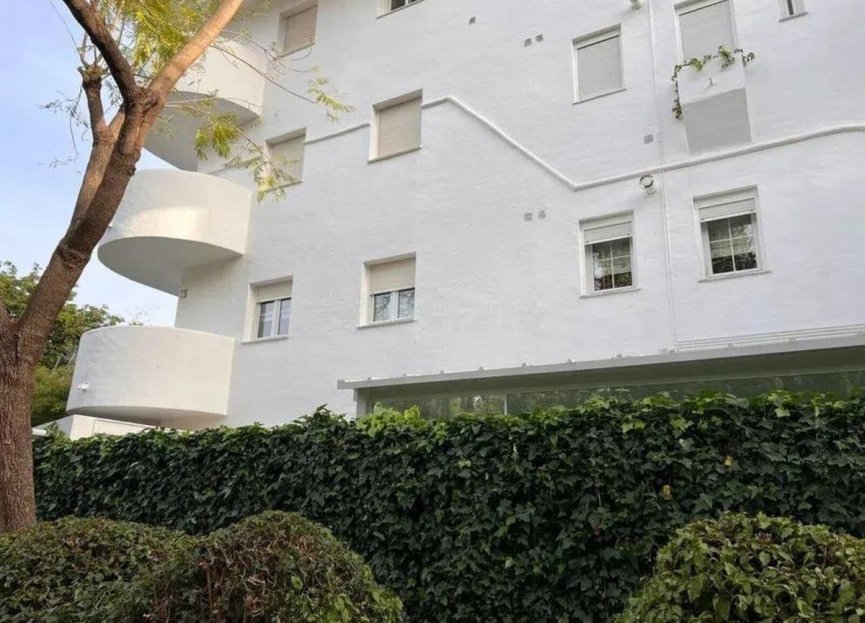 Resale - Apartment - Middle Floor Apartment - Marbella - Marbella Centro