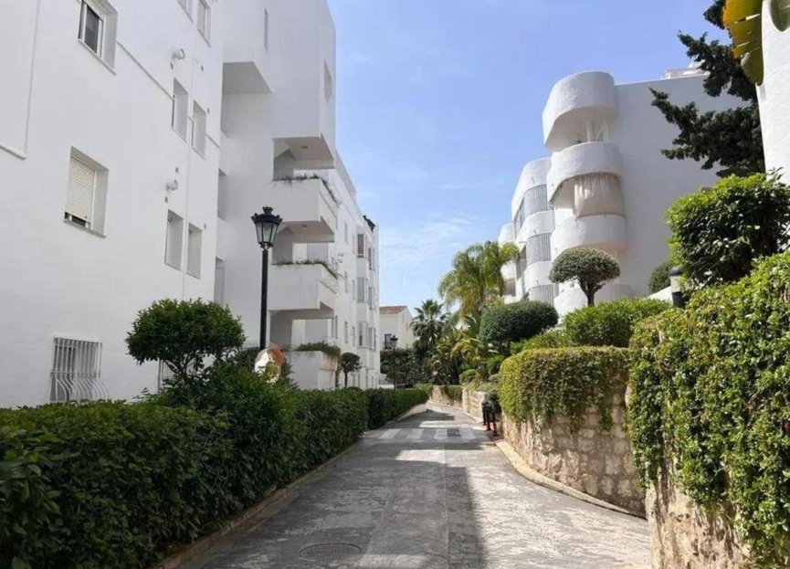 Resale - Apartment - Middle Floor Apartment - Marbella - Marbella Centro