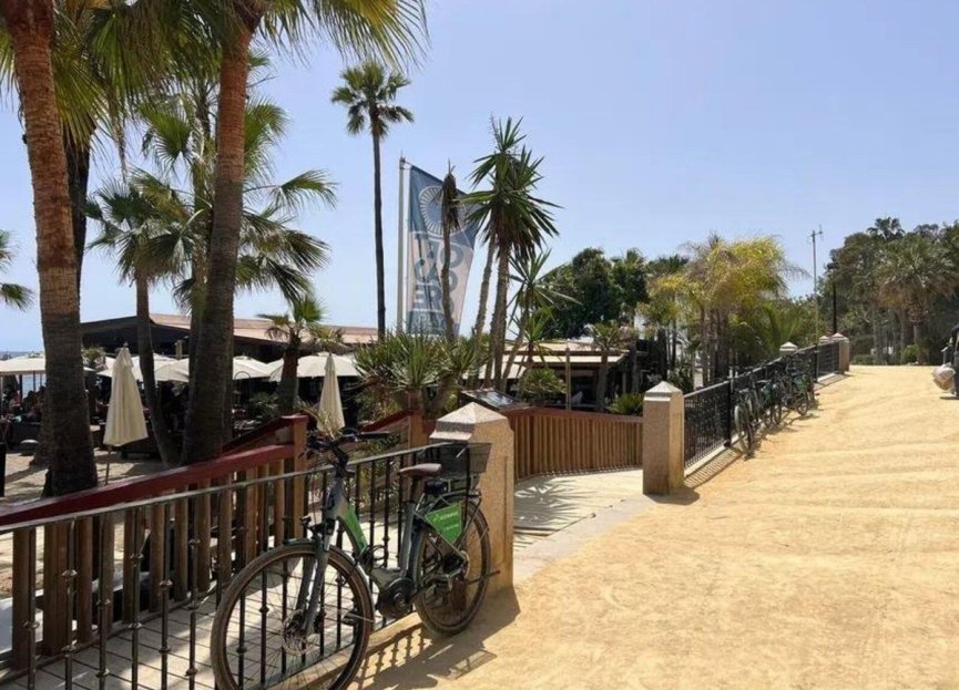 Resale - Apartment - Middle Floor Apartment - Marbella - Marbella Centro