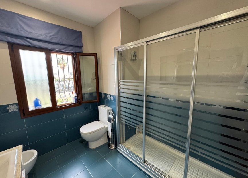 Reventa - House - Detached Villa - Benalmádena - Benalmadena Costa