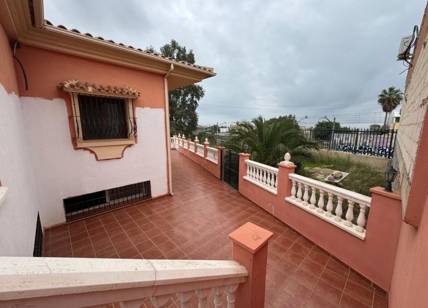 Reventa - House - Detached Villa - Benalmádena - Benalmadena Costa