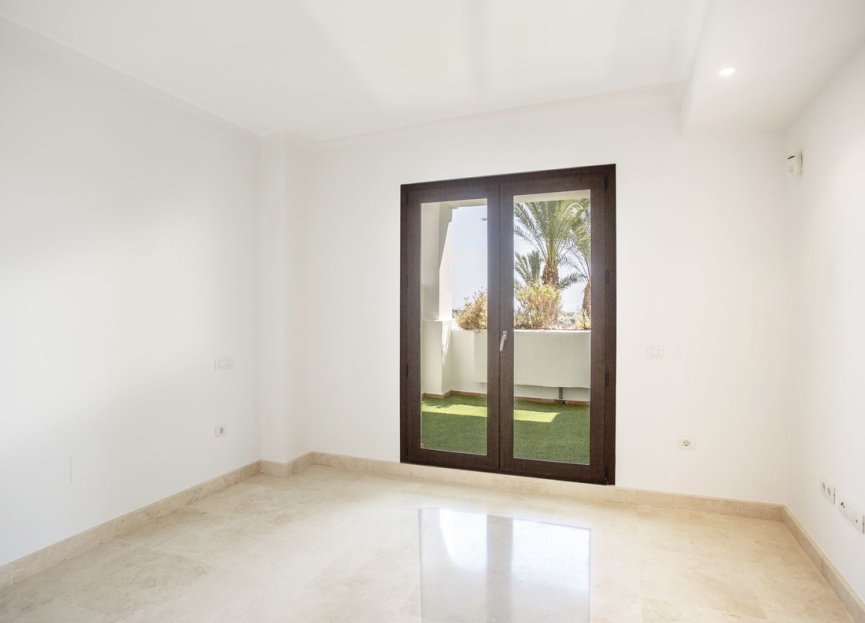 Resale - Apartment - Middle Floor Apartment - Casares - Casares Centro