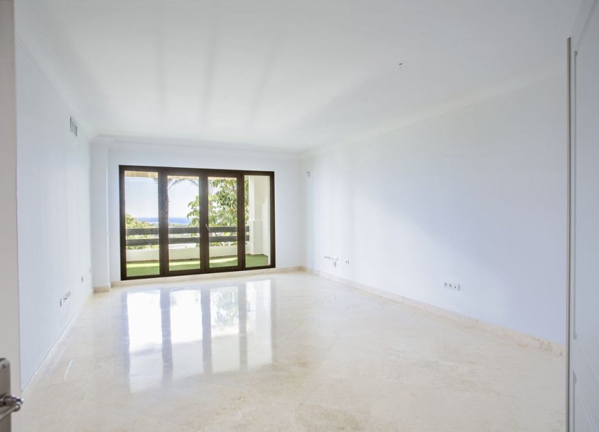 Resale - Apartment - Middle Floor Apartment - Casares - Casares Centro