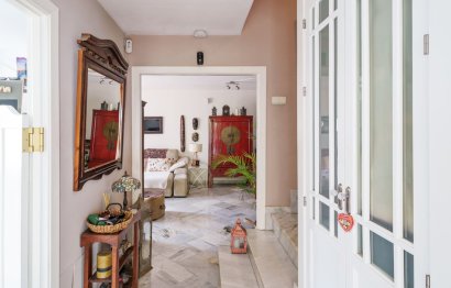 Resale - House - Semi-Detached House - Marbella - Nagüeles