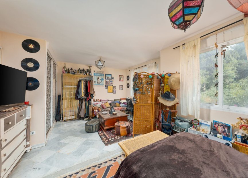 Resale - House - Semi-Detached House - Marbella - Nagüeles