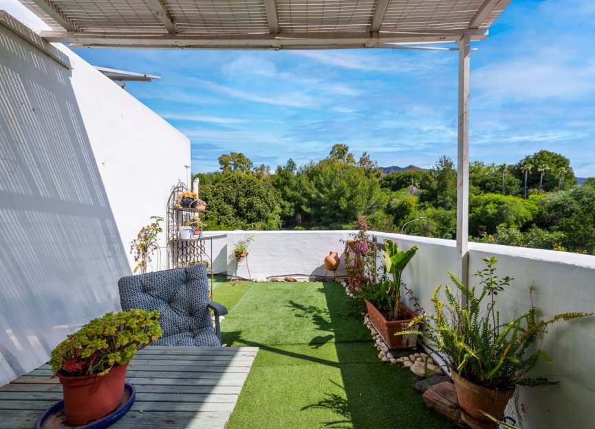 Resale - House - Semi-Detached House - Marbella - Nagüeles