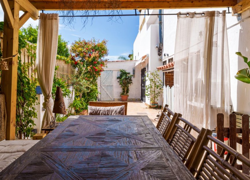 Resale - House - Semi-Detached House - Marbella - Nagüeles