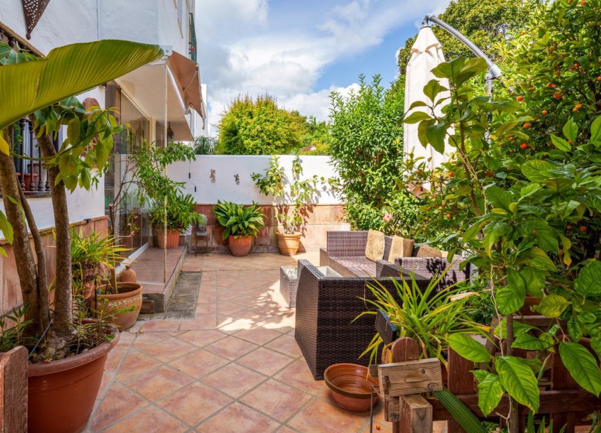 Resale - House - Semi-Detached House - Marbella - Nagüeles