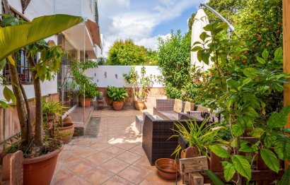 Resale - House - Semi-Detached House - Marbella - Nagüeles