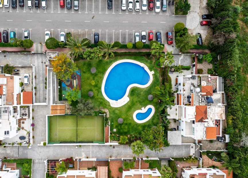 Resale - House - Semi-Detached House - Marbella - Nagüeles