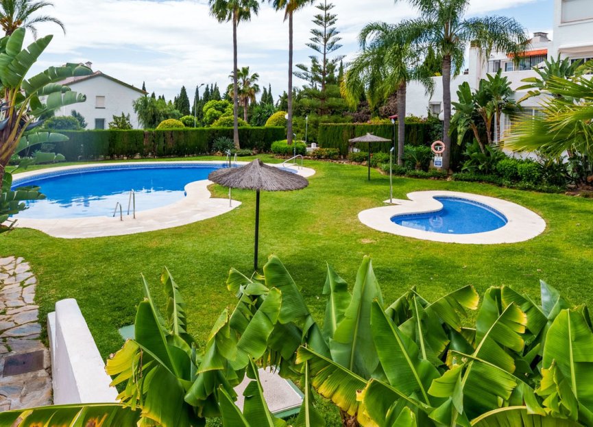 Resale - House - Semi-Detached House - Marbella - Nagüeles