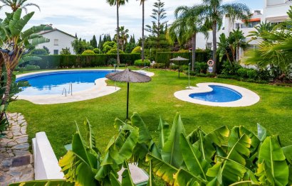 Resale - House - Semi-Detached House - Marbella - Nagüeles