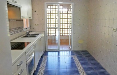 Resale - Apartment - Penthouse - Marbella - Guadalmina Baja