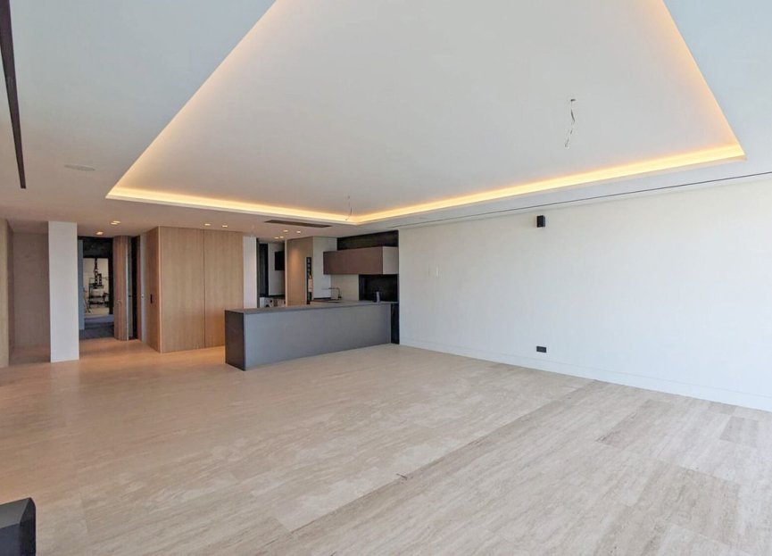 Resale - Ground floor apartment - Estepona - Estepona Centro