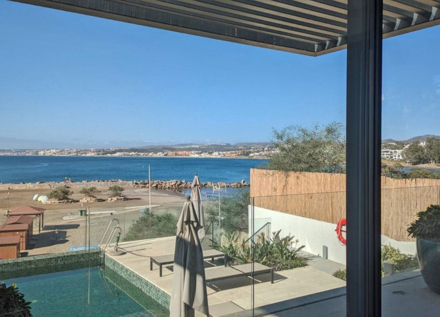 Resale - Ground floor apartment - Estepona - Estepona Centro