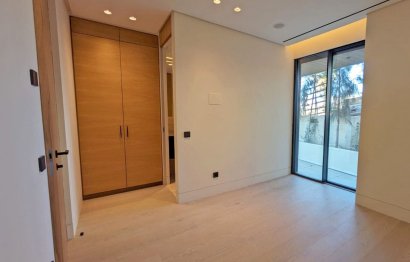 Resale - Ground floor apartment - Estepona - Estepona Centro