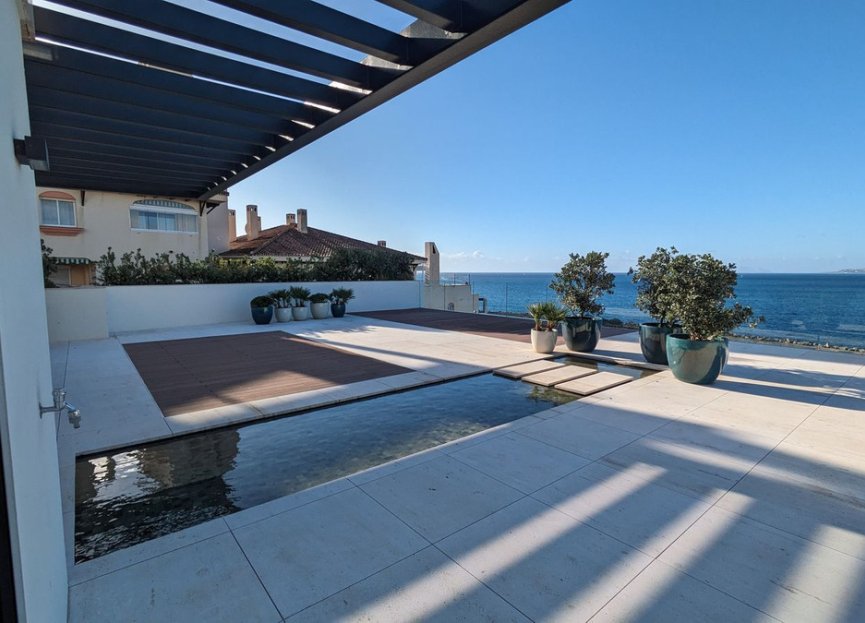 Resale - Apartment - Penthouse - Estepona - Estepona Centro