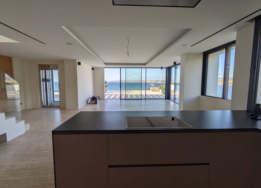 Resale - Apartment - Penthouse - Estepona - Estepona Centro