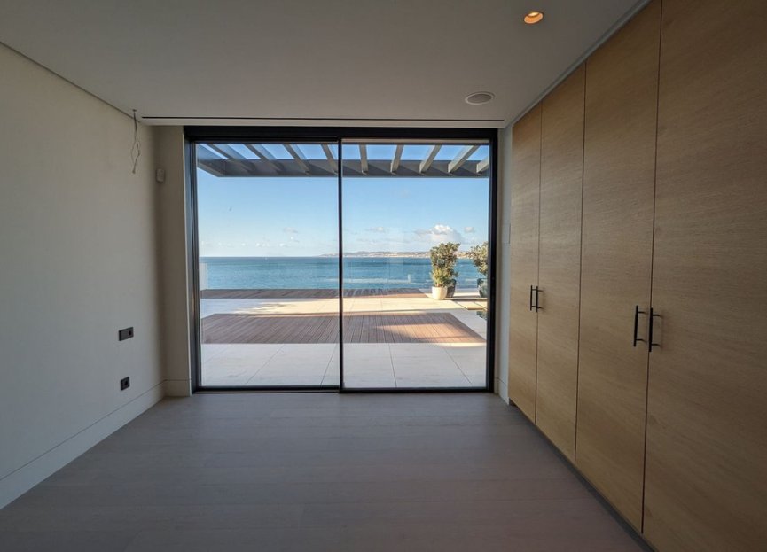 Resale - Apartment - Penthouse - Estepona - Estepona Centro